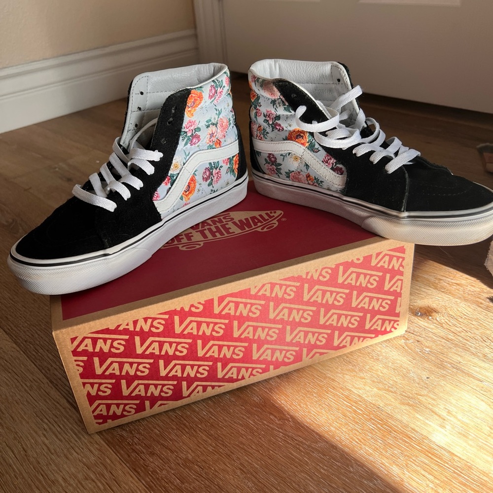 Old school high tops size 8 women